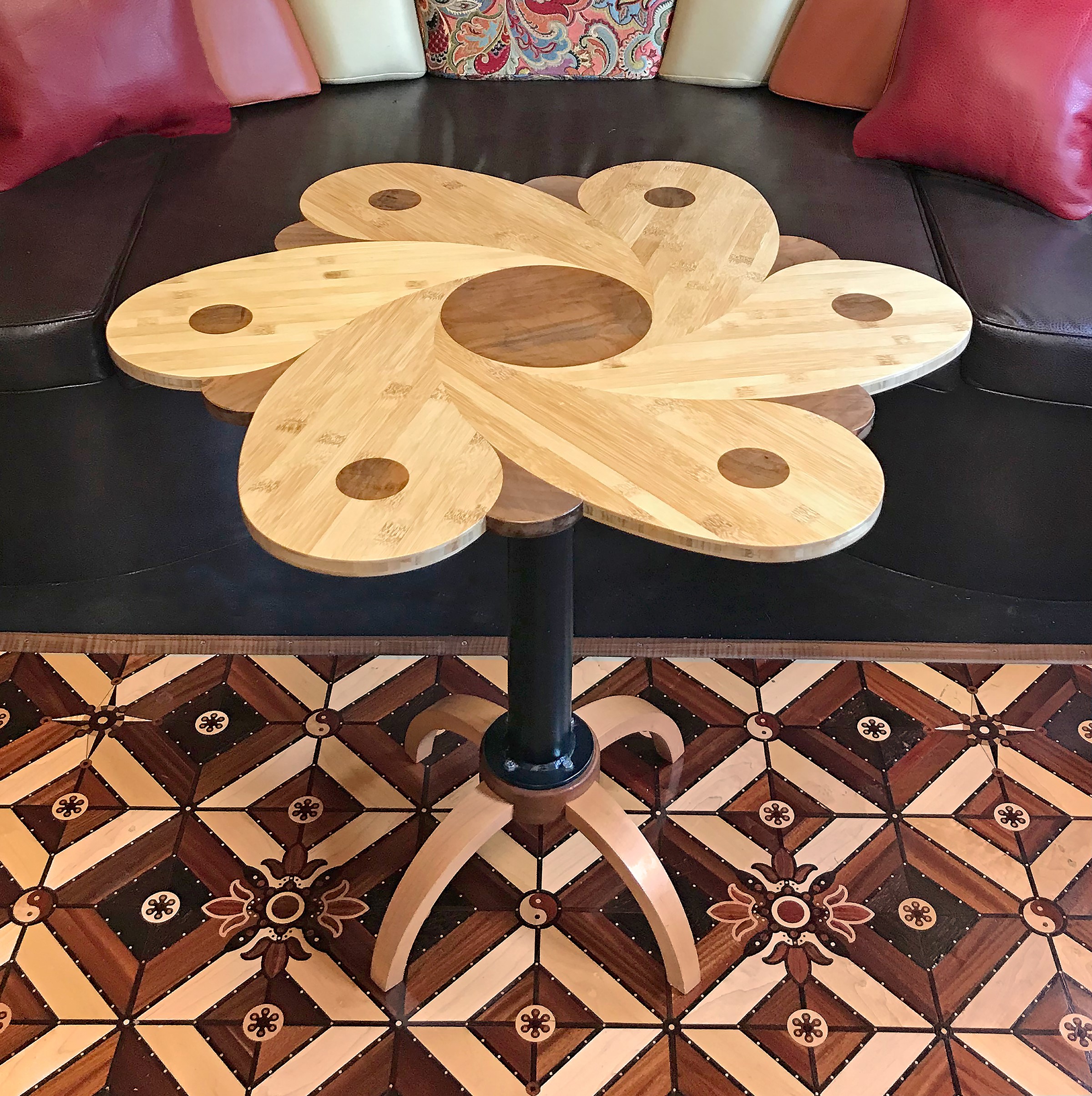 Spinning flower table by Walter