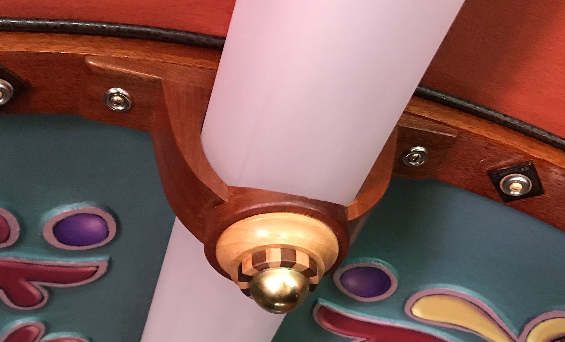 Mollycroft light bracket