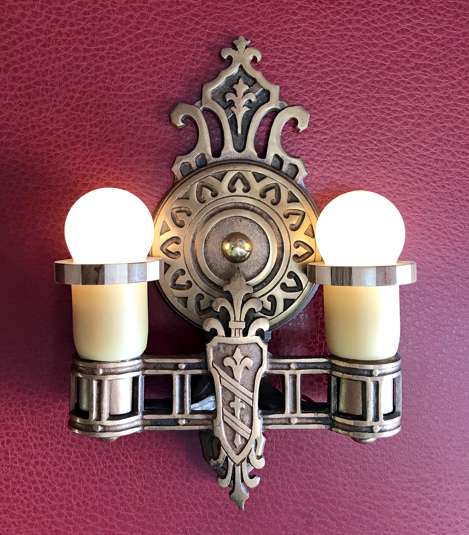 1920's cast bronze sconce