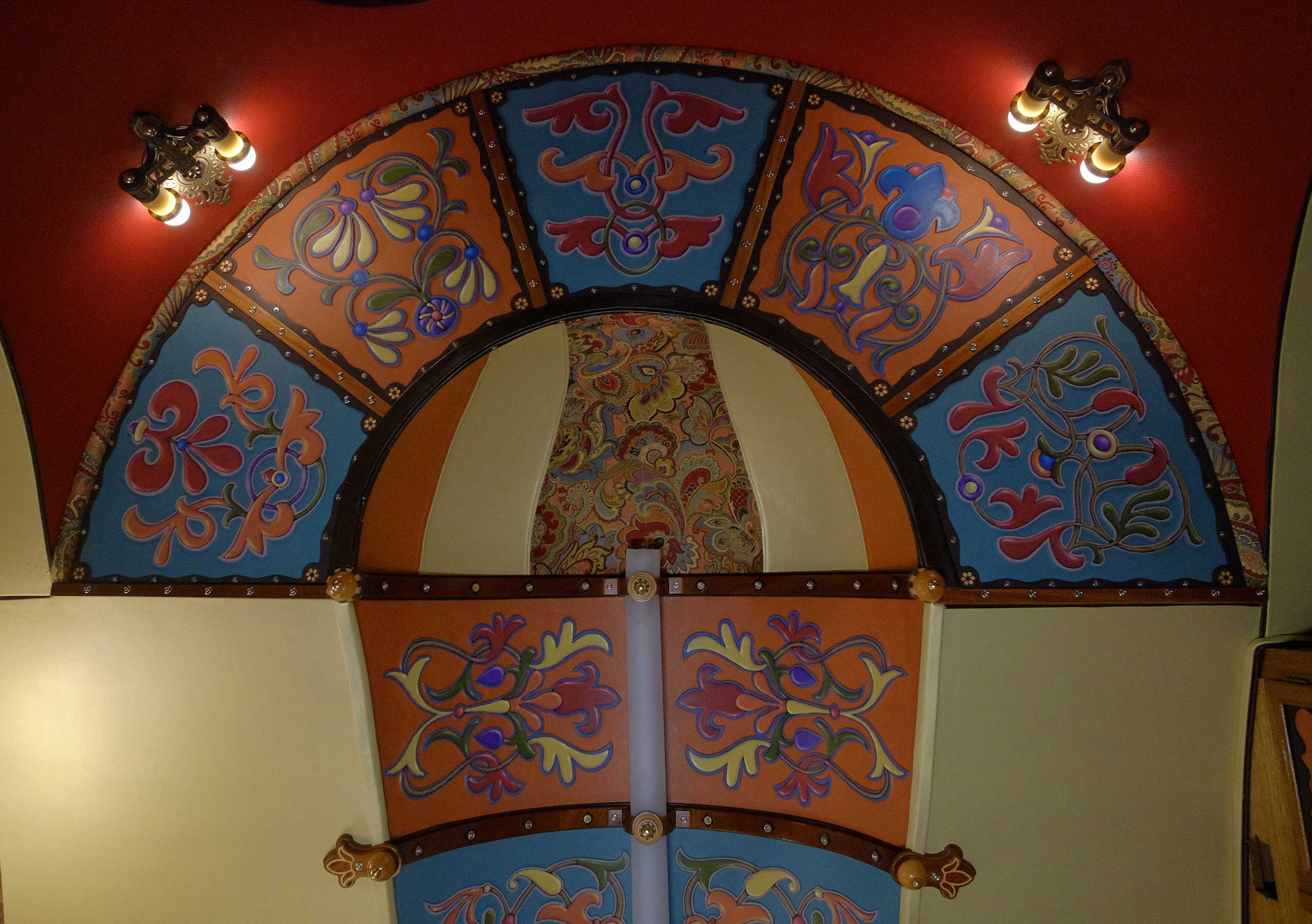 Dinette ceiling
