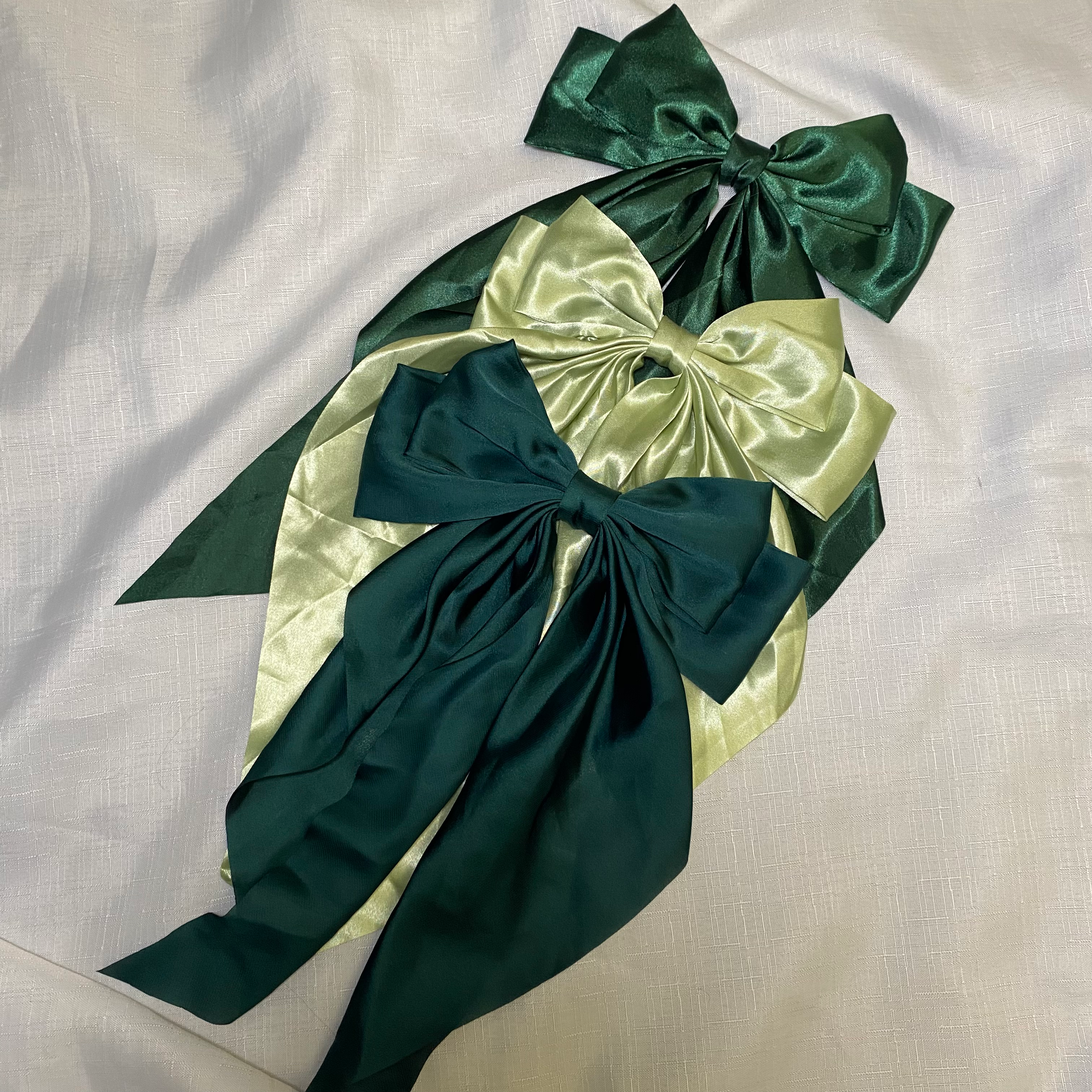 ‘Jessie’ Large Satin Bow with Attached Barrette