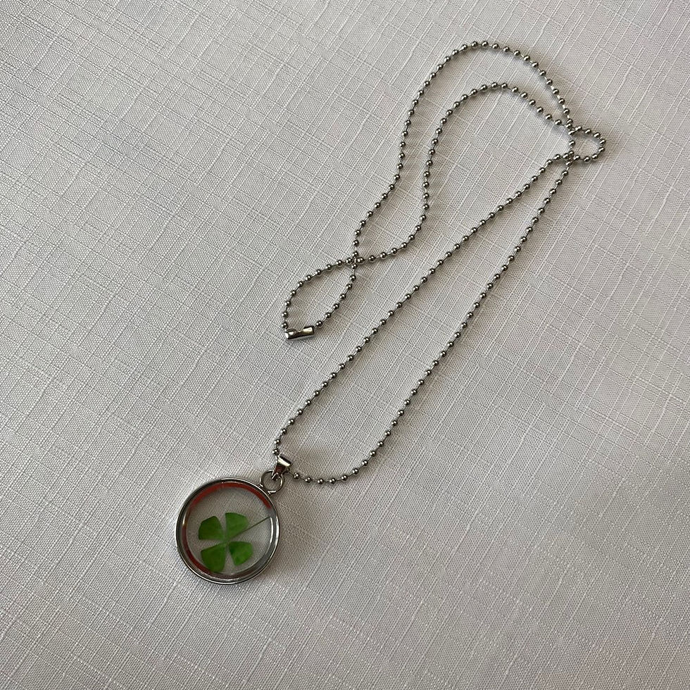 Thumbnail: Dried Clover Locket