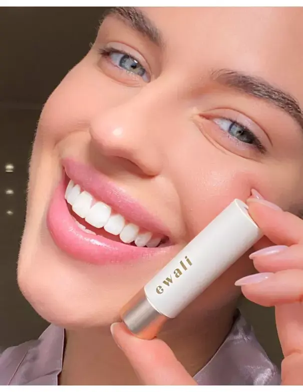 EwaliBeauty Lip Rescue Balm