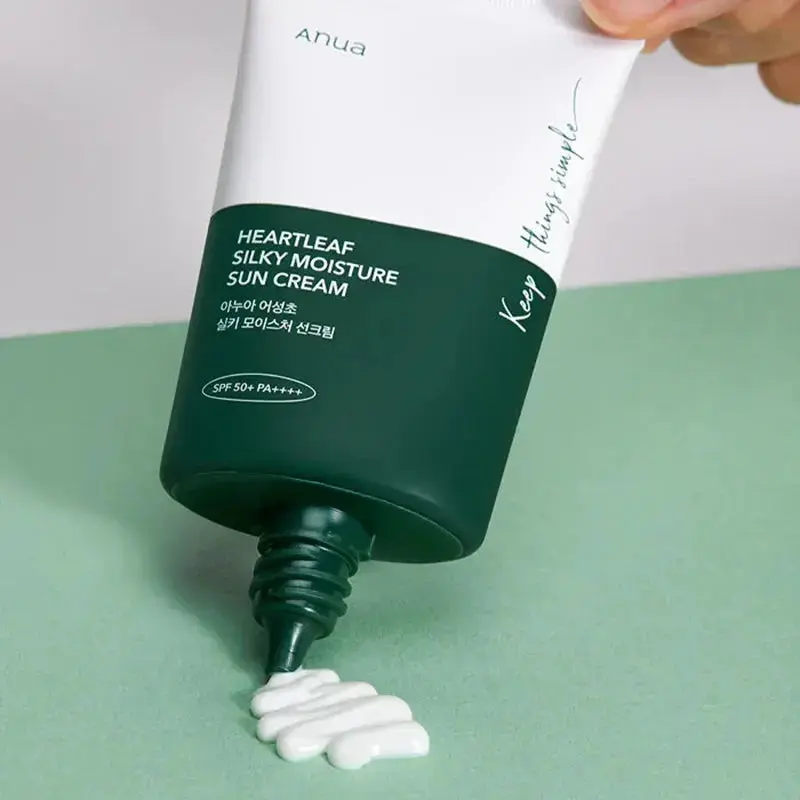 Textura de Anua Heartleaf Silky Moisture Sun Cream SPF50+ PA++++