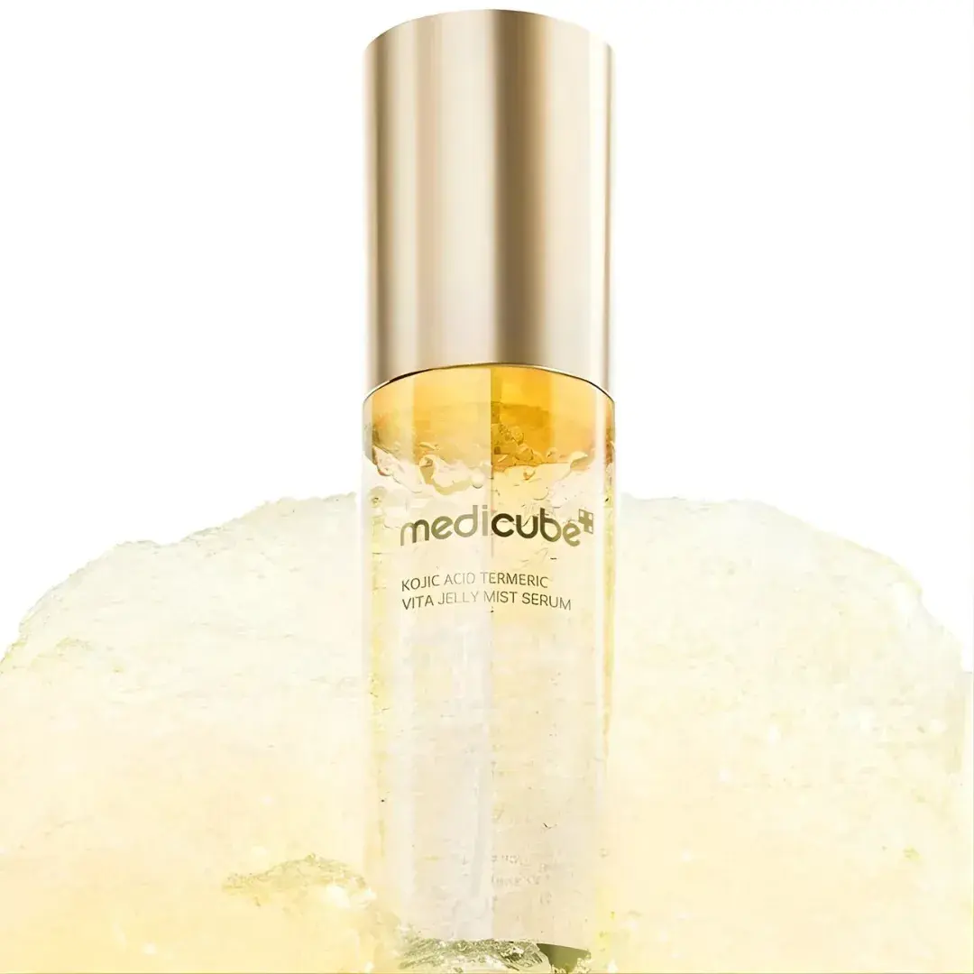 Medicube Vita Jelly Mist Serum sobre base de jelly en tono dorado