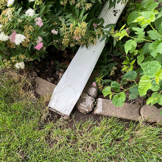 CNHInspections - Central Nebraska Home Inspections gutter debri, gutter maintenance, clogged gutters, fall maintenance, damaged gutter downspout, gutter extensions