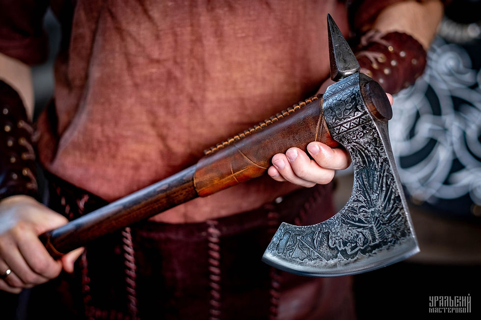 Миниатюра: Секира с шипом "Доппельгангер" с чехлом