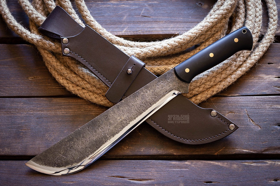 Миниатюра: Мачете с ножнами из кожи