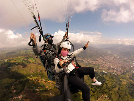 parapente7_edited.jpg