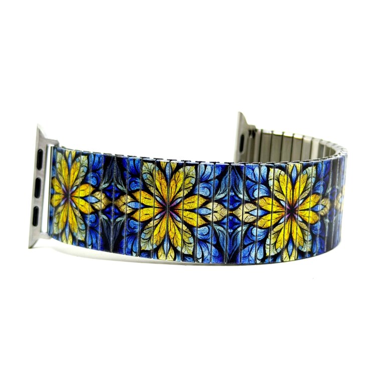 Give your Apple Watch a more individual look with this 22mm stainless steel stretch bracelet featuring the Mandala Daisies intense kaleidoscope madala design in a metallic finish. The clasp-free bracelet combines distinctive Urband London artwork with comfortable everyday wear. by Urband London