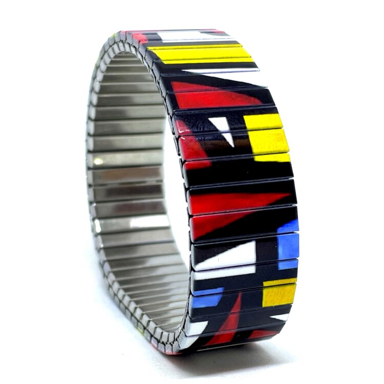 18mm stainless steel stretch bracelet featuring the Checkers Maze Mondrian artwork in a polished finish. Clasp-free, waterproof, scratch-resistant and nickel-free. Handmade in London and supplied in a gift box. by Urband London