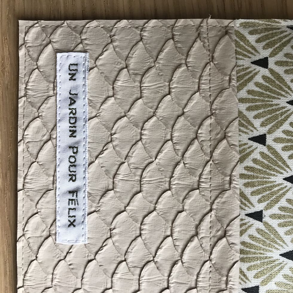 Miniature : Porte chéquier long crème