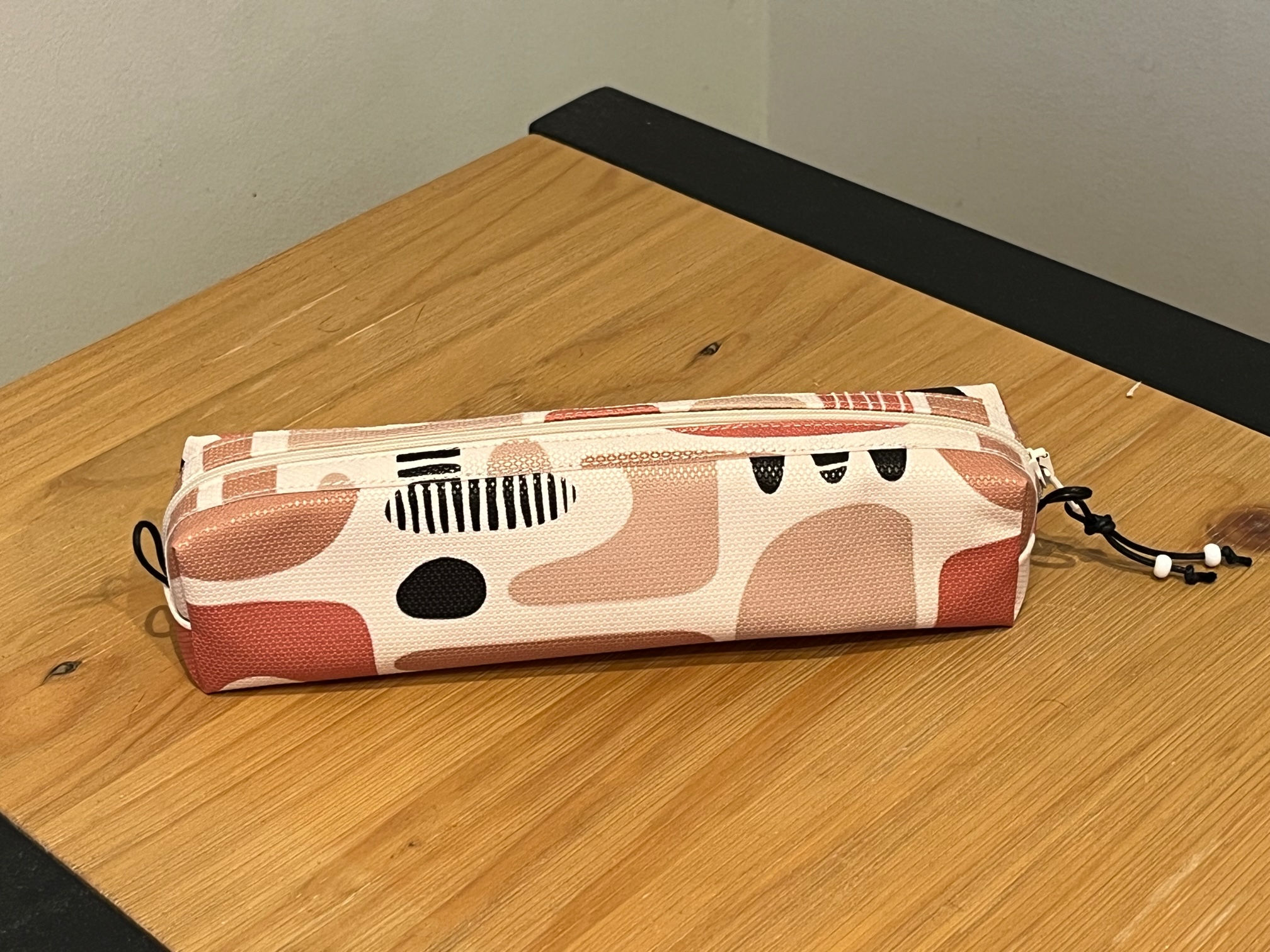 Trousse maquillage seventies vue de face