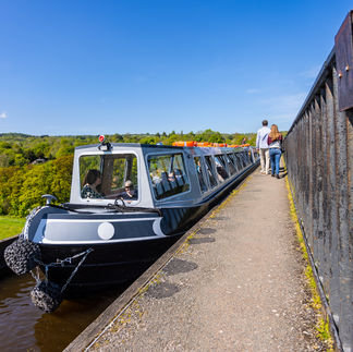 Narrow boat on top of the Pontcysyllte Aqueduct shot by Splash Point Photo