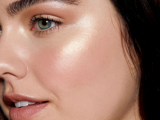 Vind jouw glow! Hoe gebruik je nu een highlighter?