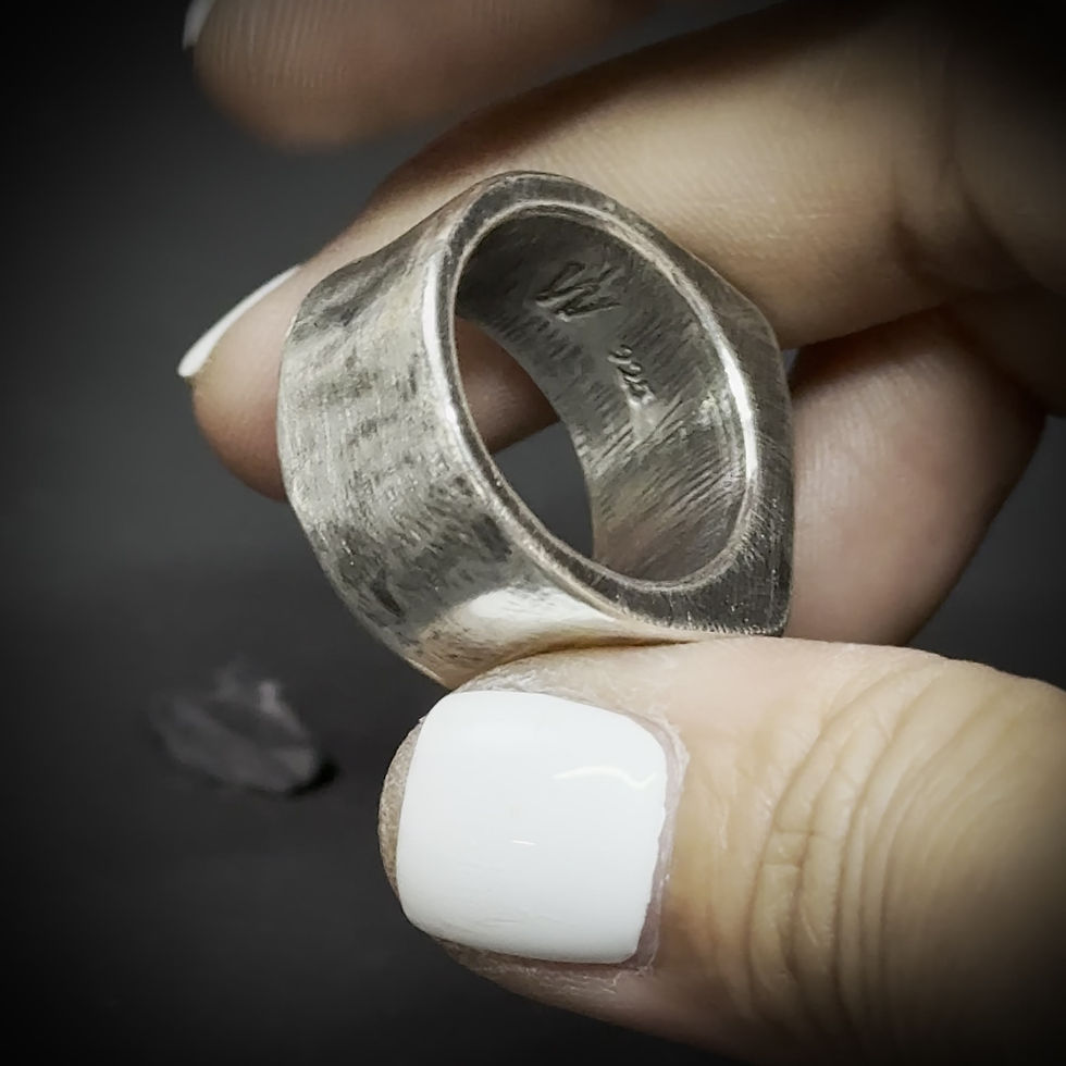 縮圖：Handmade hollow silver ring - Love