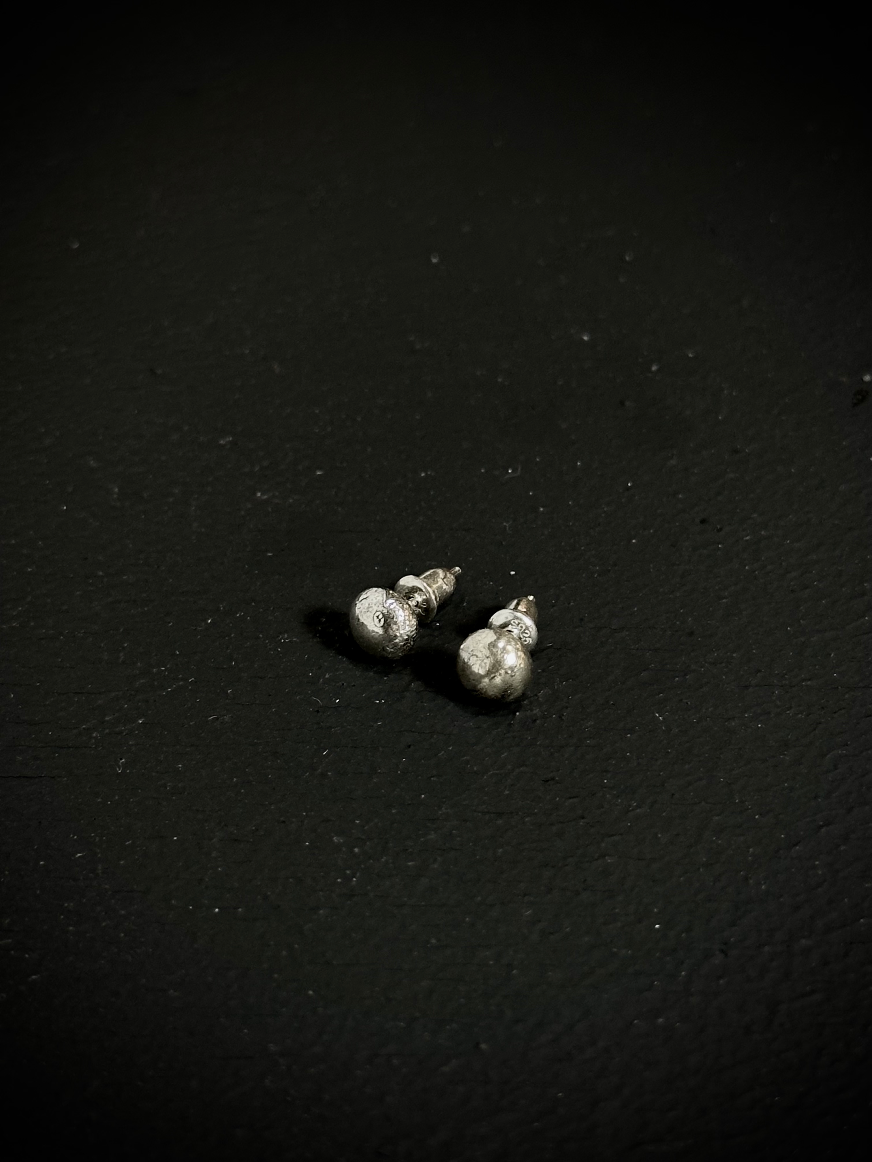 Handmade silver beads earrings - single