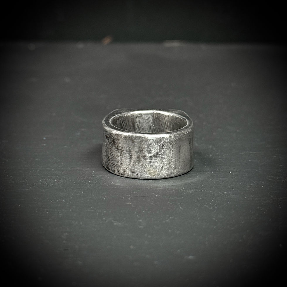 縮圖：Handmade hollow silver ring - Love