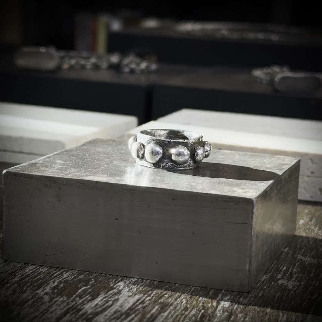 Handmade rugged beads bold Vikings ring 7mm