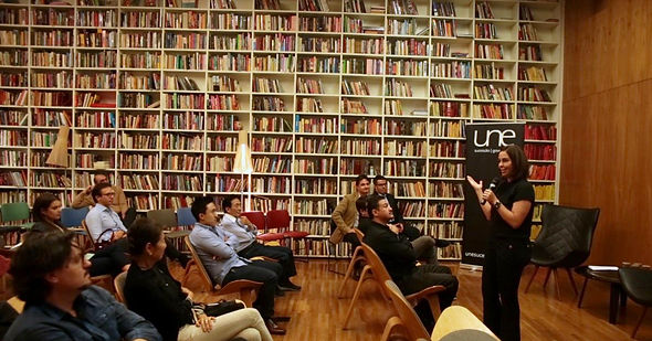 palestra em biblioteca da Livraria Cultura com Ana Rita Bittencourt