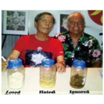 Dr. Emoto à direita e Craig à esquerda