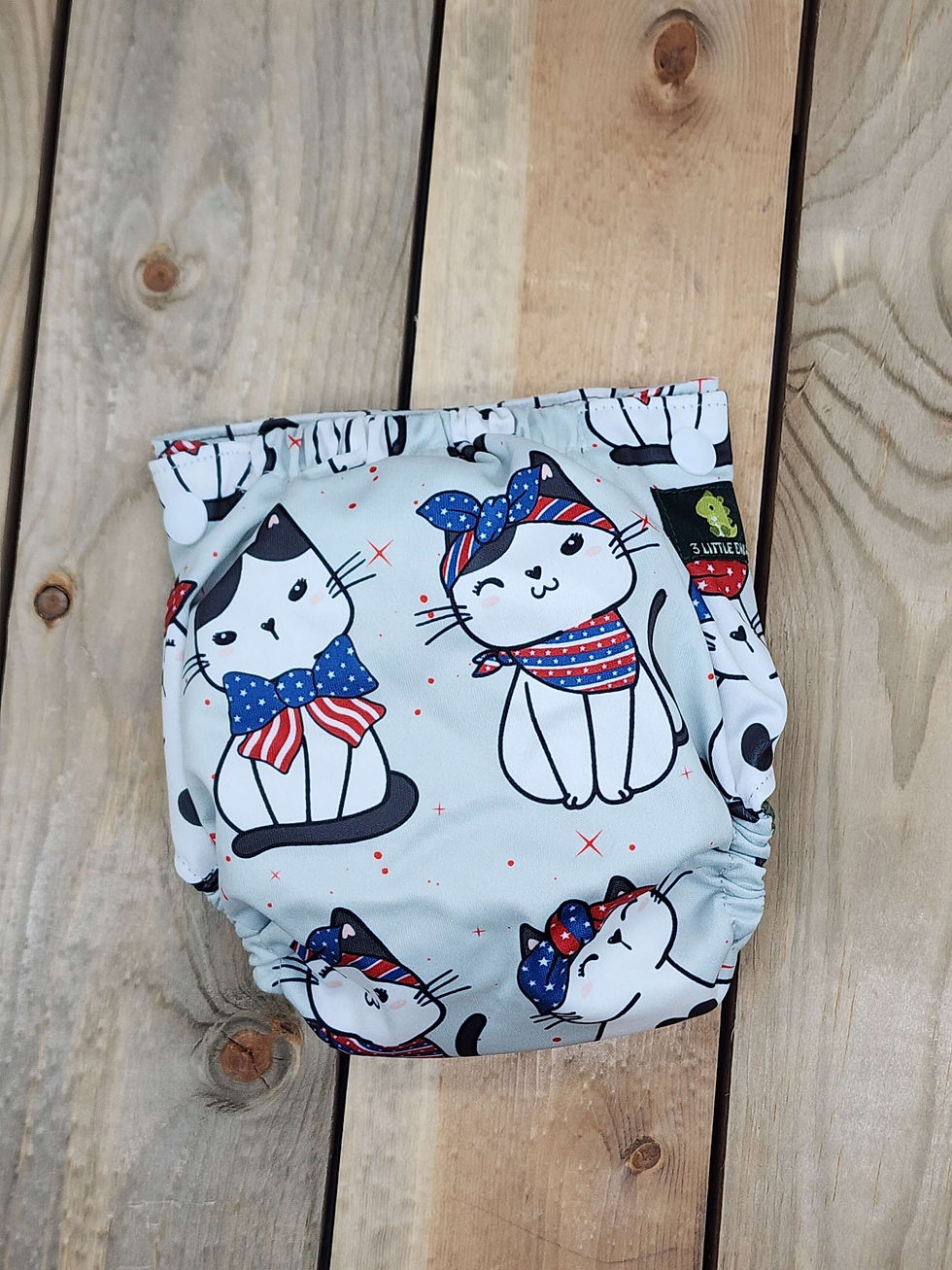 Thumbnail: Red, White and Meow