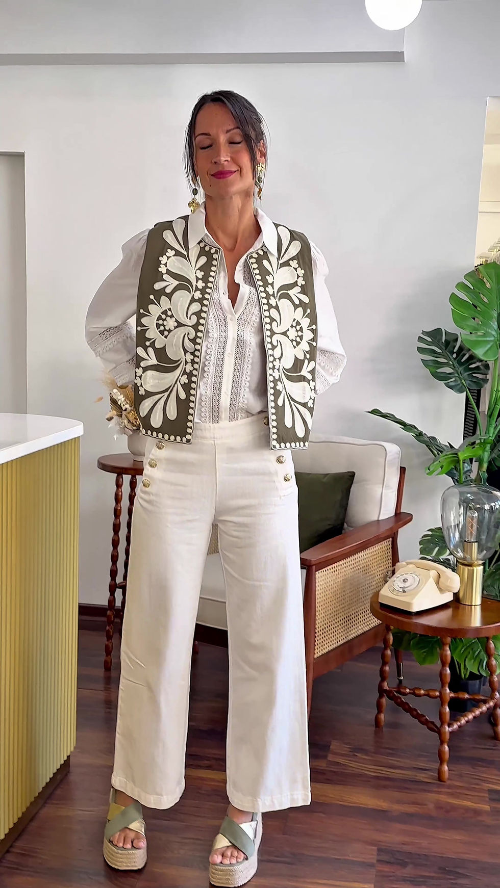 Miniature : Robe OLIVE Courte