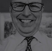 Headshot Dr_edited_edited_edited_edited_