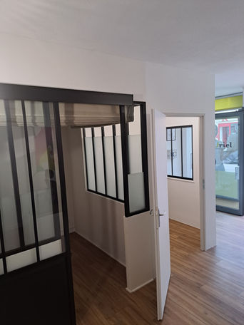 office to rent for training, meetings in Tain l'Hermitage fully equipped to accommodate all types of public