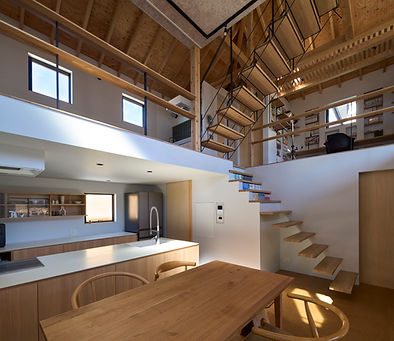 小屋と帽子の家　hut & hat house