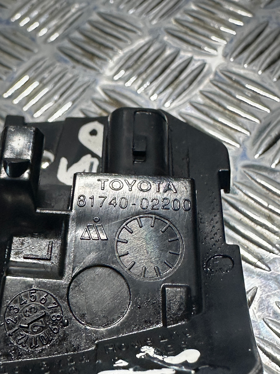 Thumbnail: 2019-2025 TOYOTA COROLLA GR HYBRID WING MIRROR INDICATOR 81740-02200