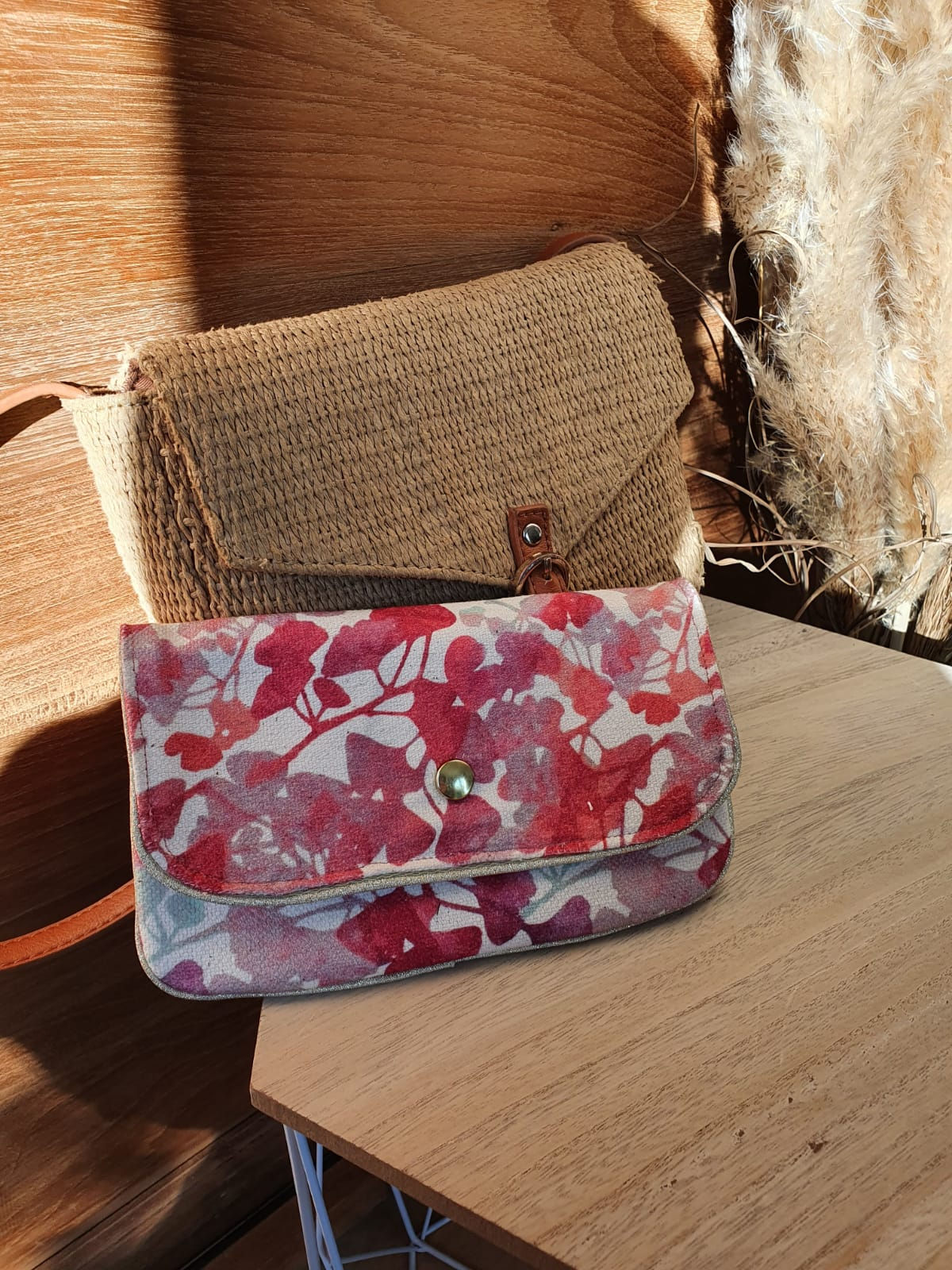 Pochette fleuri intérieur fleuri