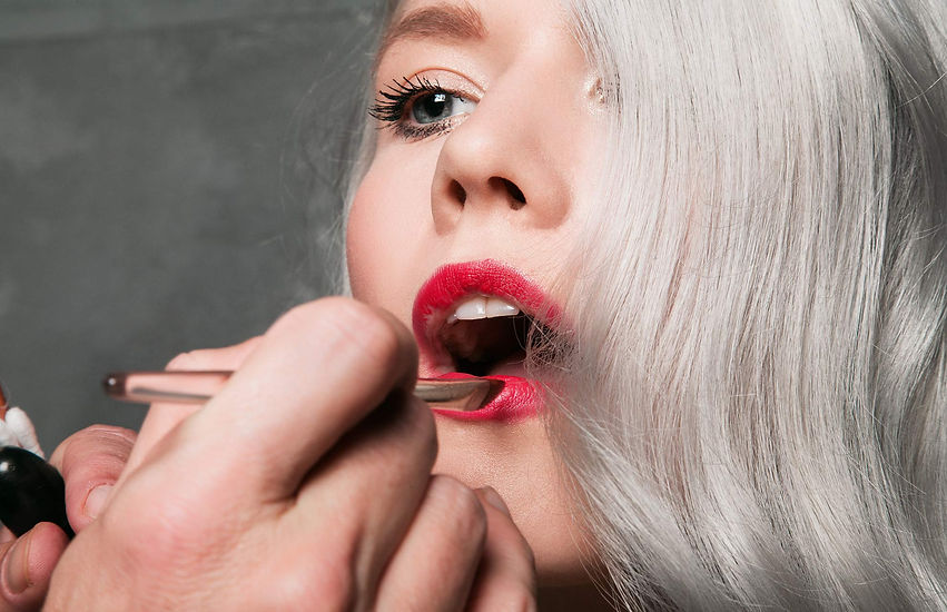pro-beauty-red-lips-simon-clemenger.jpg