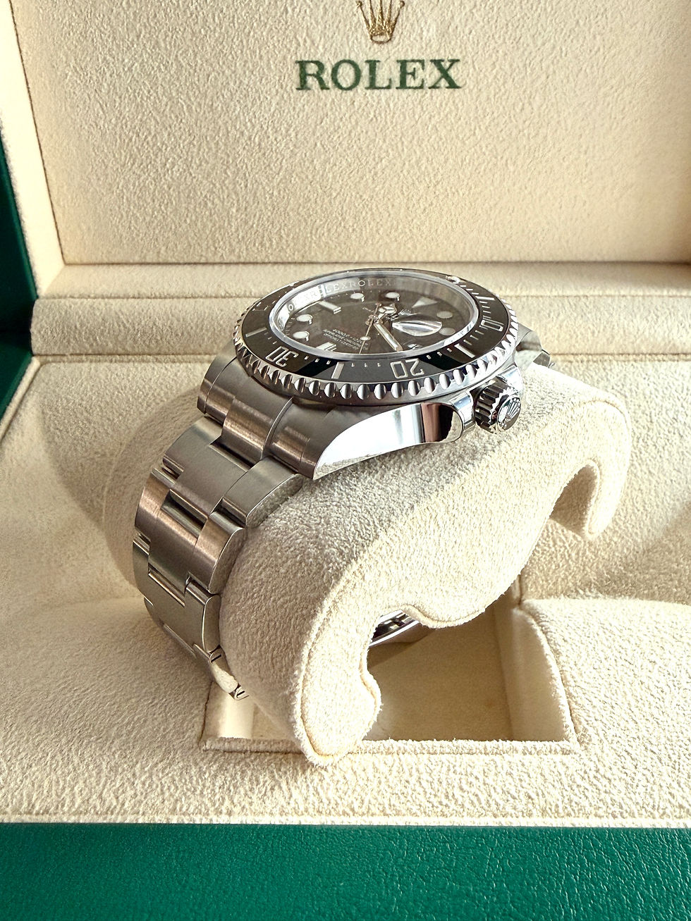 Thumbnail: Rolex Sea-Dweller 