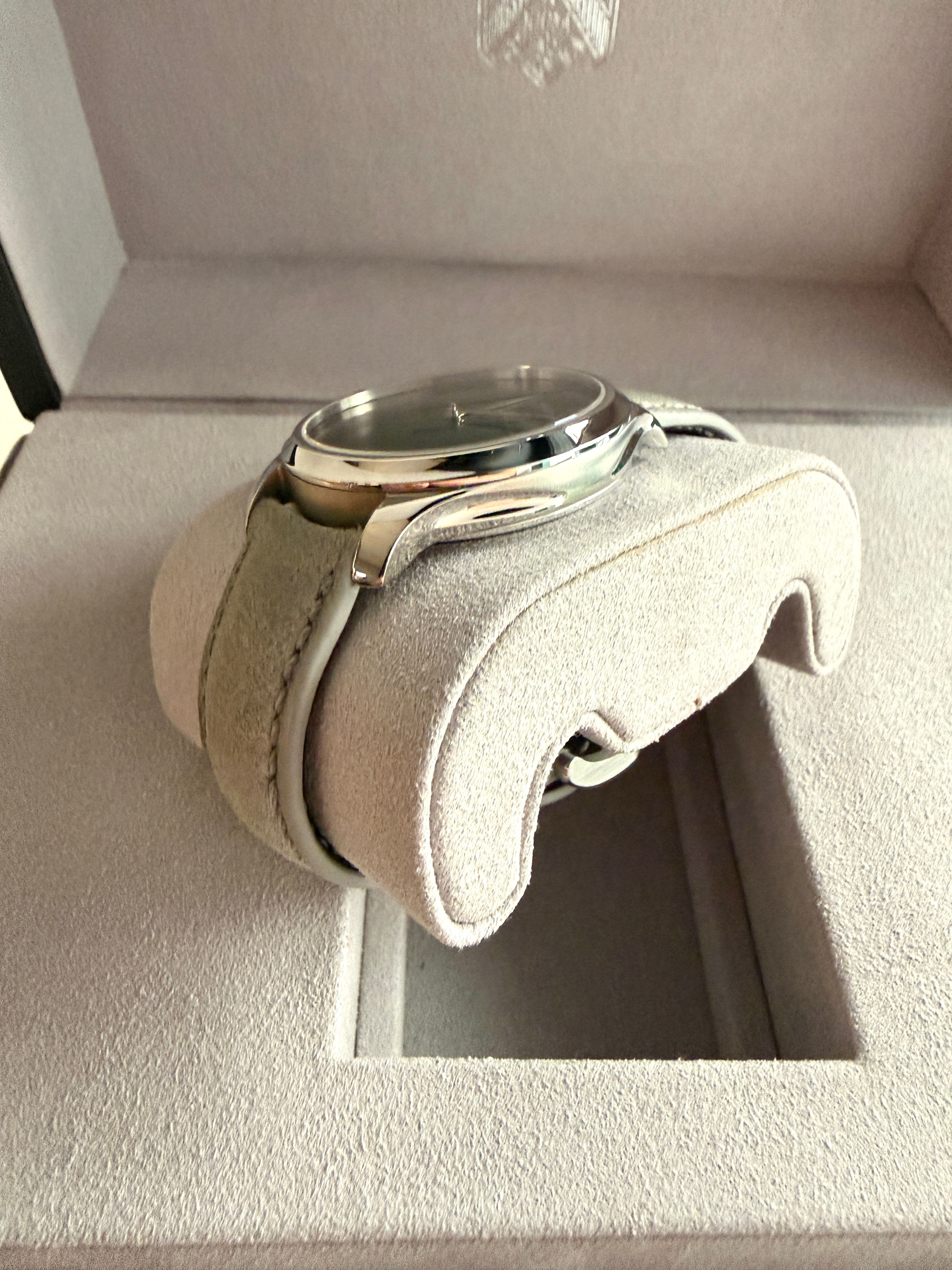 H.Moser & Cie. Endeavour