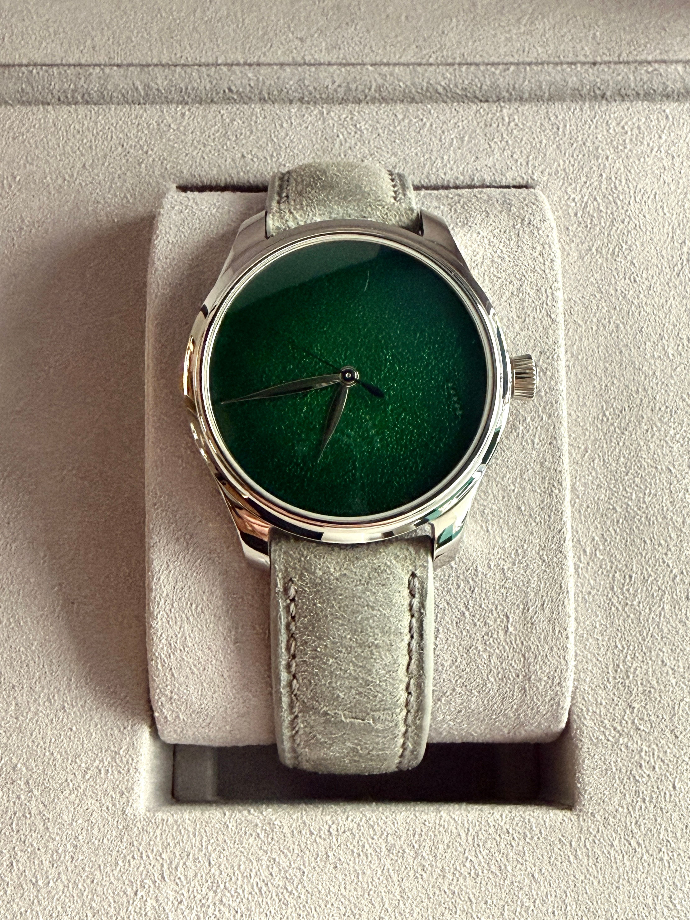 H.Moser & Cie. Endeavour