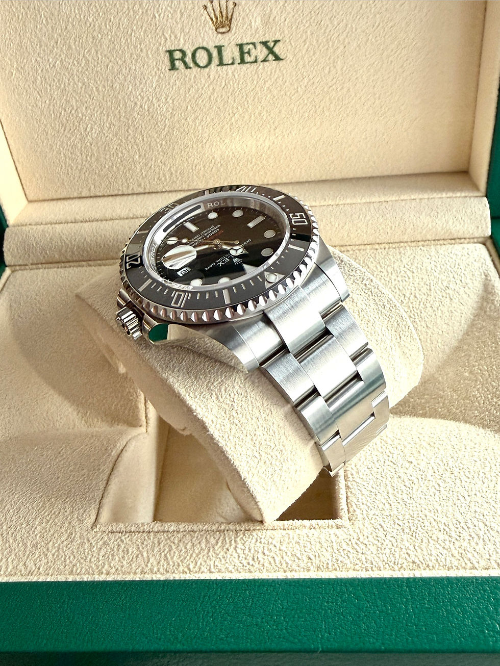 Thumbnail: Rolex Sea-Dweller 