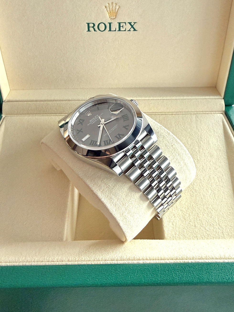 Thumbnail: Rolex Datejust 41