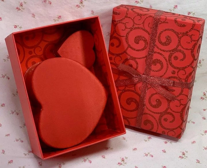 Thumbnail: Extremely RARE * 2 Shackman RED Valentine Heart Sleepy Dolls 1959