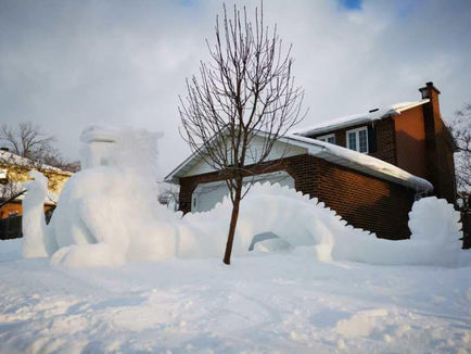 Kirkland resident celebrates Chinese culture through breathtaking snow sculptures.