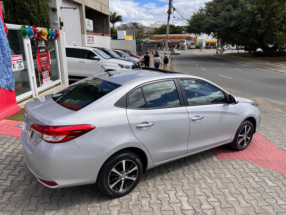 Miniatura: Toyota Yaris Sedan XLS