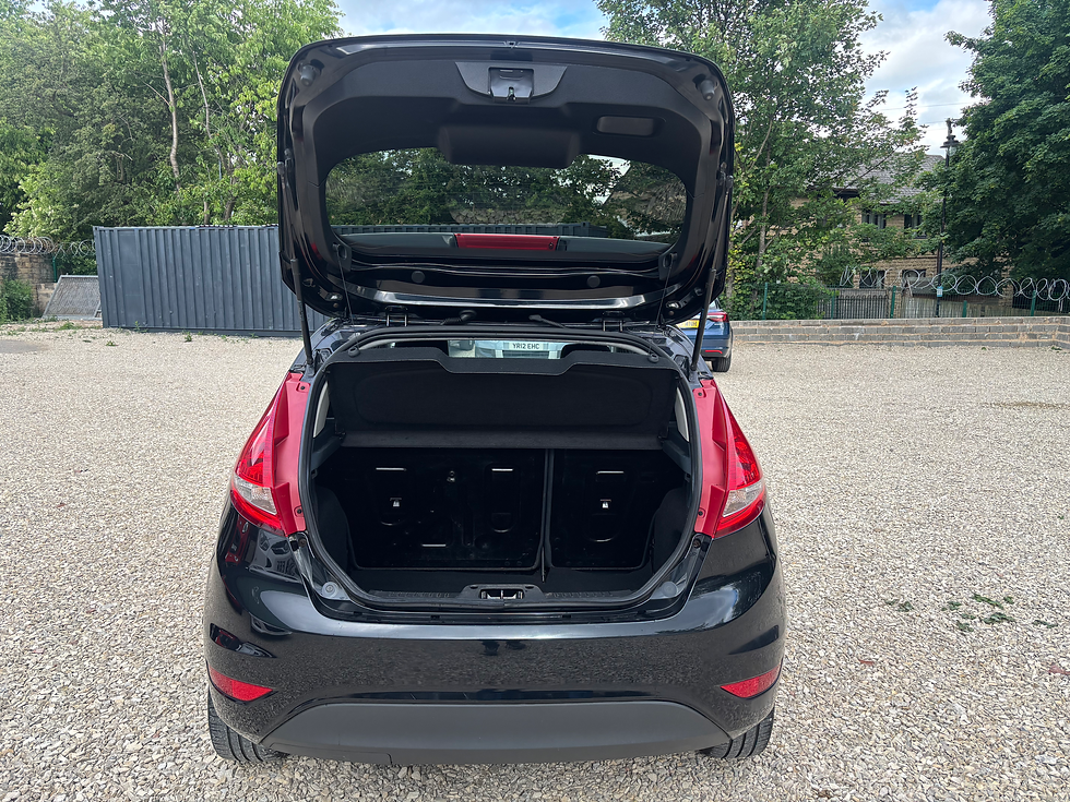Thumbnail: Ford Fiesta 1.4 Titanium 5dr WV10HRM  2010 (10)  116,428 miles Petrol Manual Bla