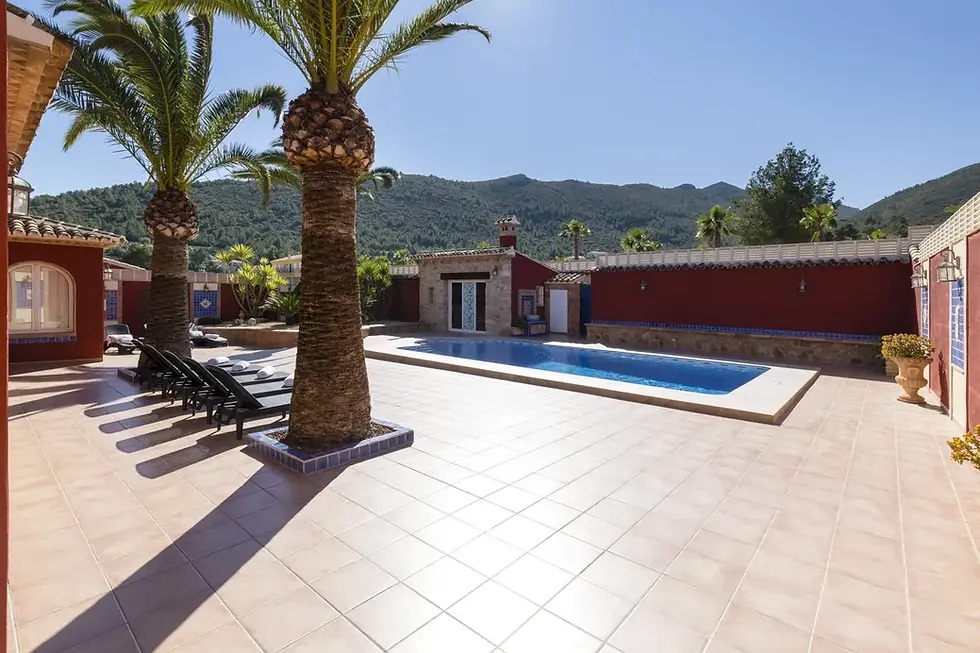 Pool area