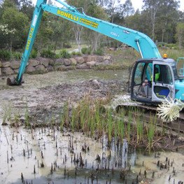 Bonelli Plant Hire Long Reach Excavator Hire