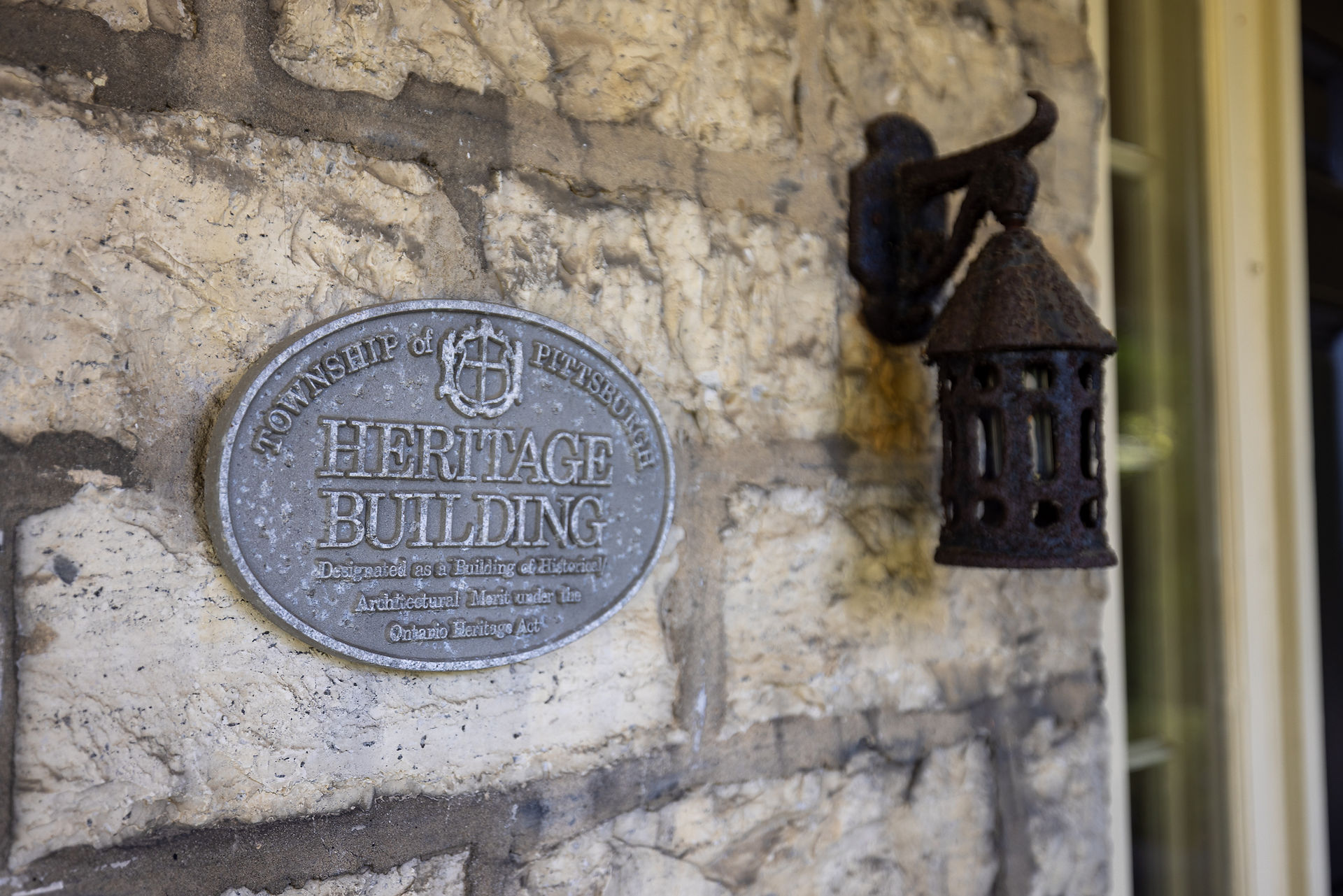 Heritage designation plaque at Allerdean Hall
