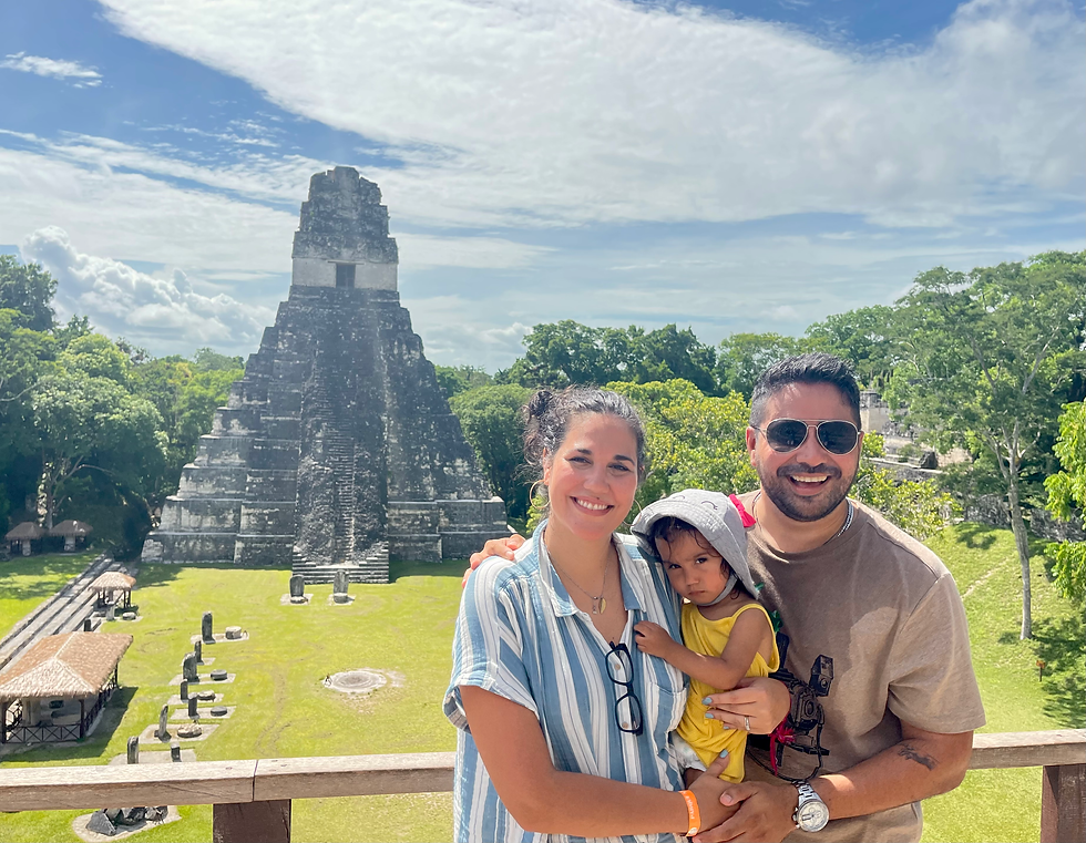 Un día muy caluroso en la jungla de Tikal