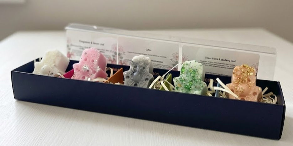 hamsa box 2_edited_edited.jpg