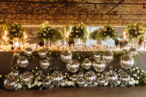 Bolas disco en decoración de bodas