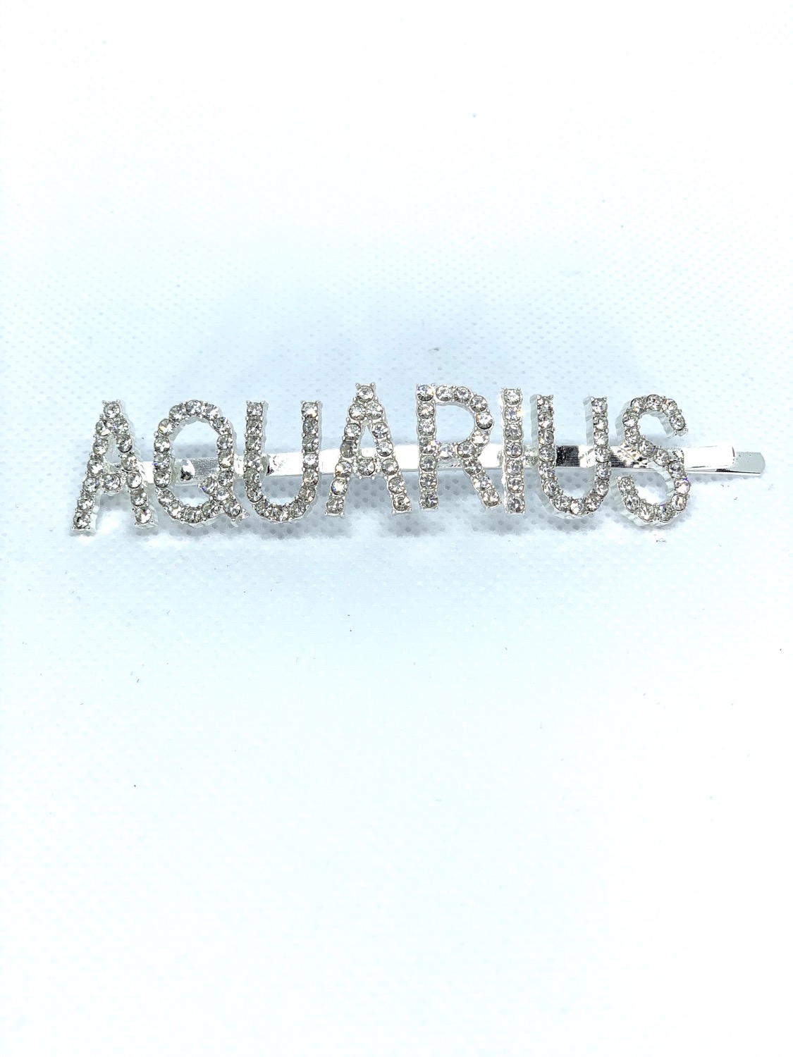 Thumbnail: “AQUARIUS” Silver Clip