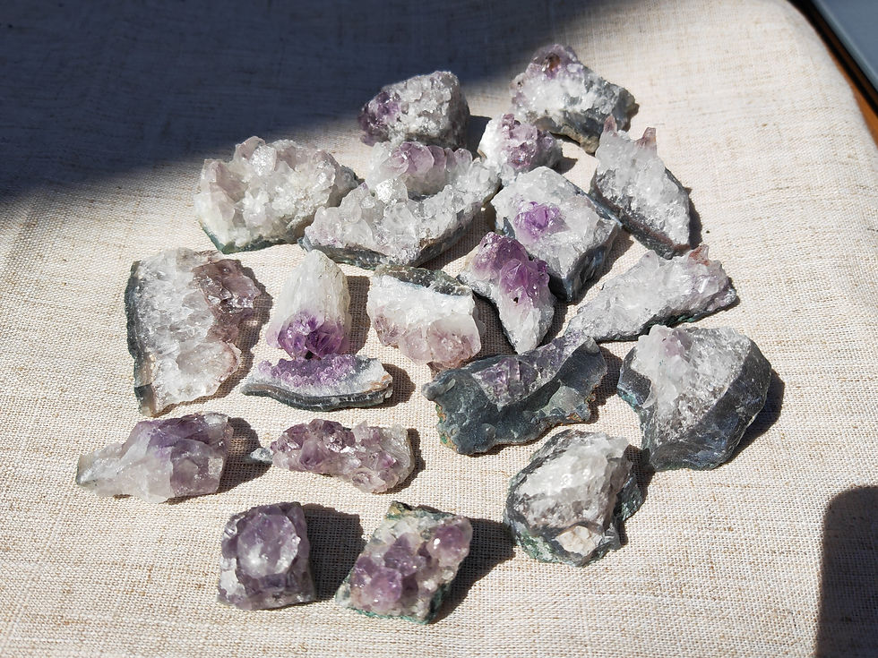 Thumbnail: Mini Low Grade Amethyst Clusters